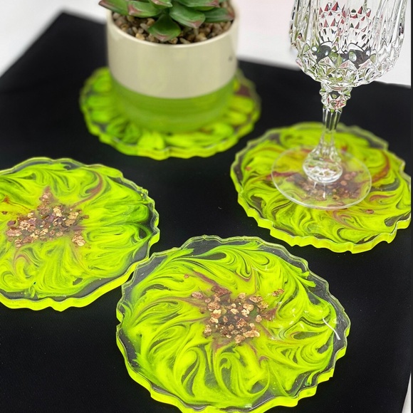 Handcrafted Epoxy Resin yellow flower Coasters - Picture 4 of 5